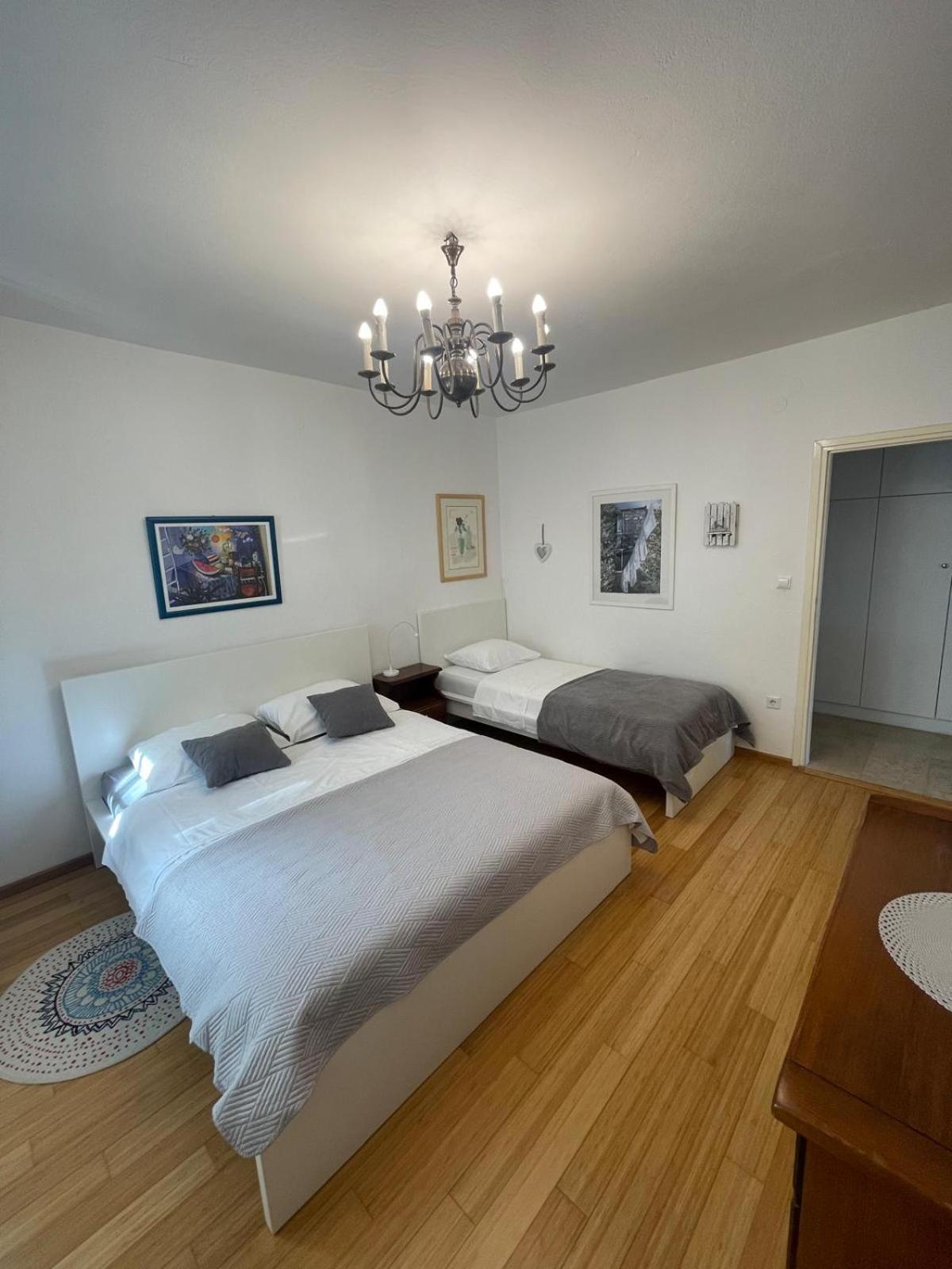 Apartmani Sea View ロクヴァ・ロゴズニツァ エクステリア 写真