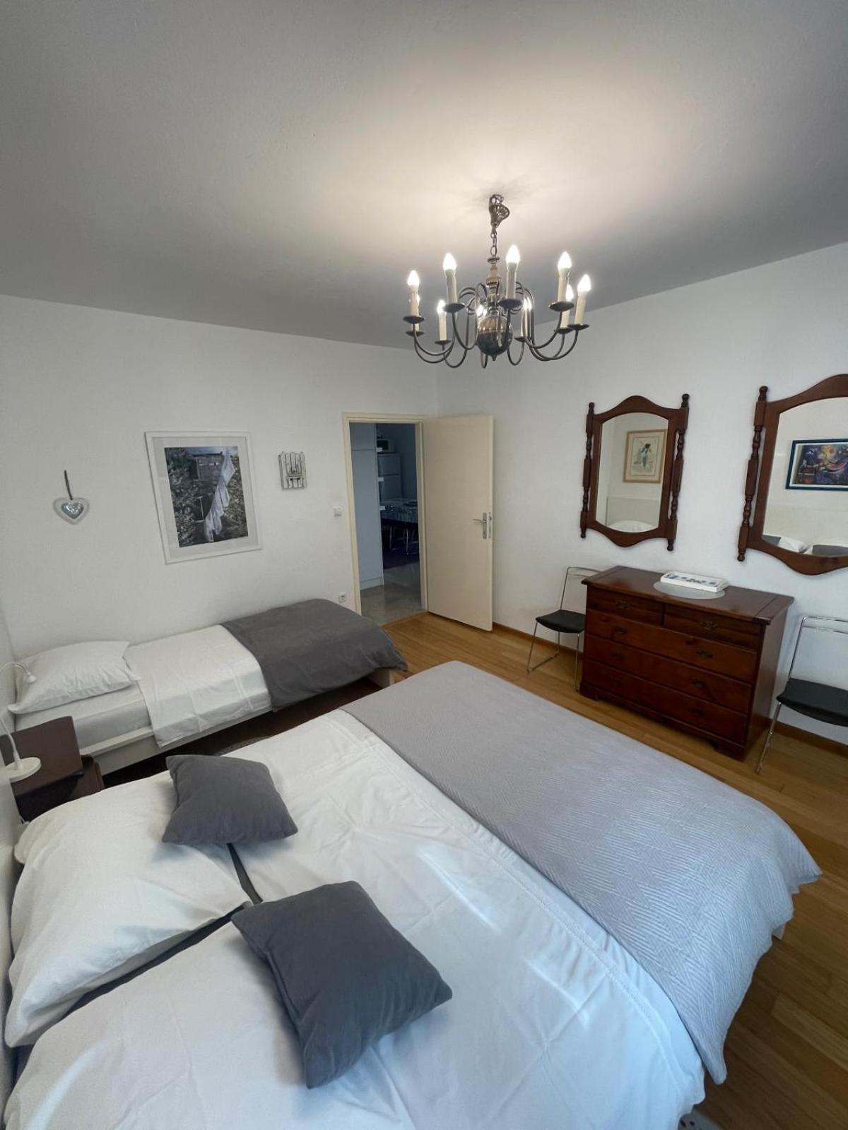 Apartmani Sea View ロクヴァ・ロゴズニツァ エクステリア 写真