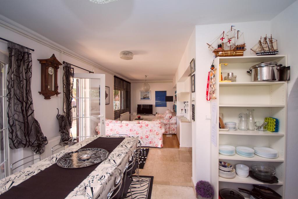 Apartmani Sea View ロクヴァ・ロゴズニツァ エクステリア 写真